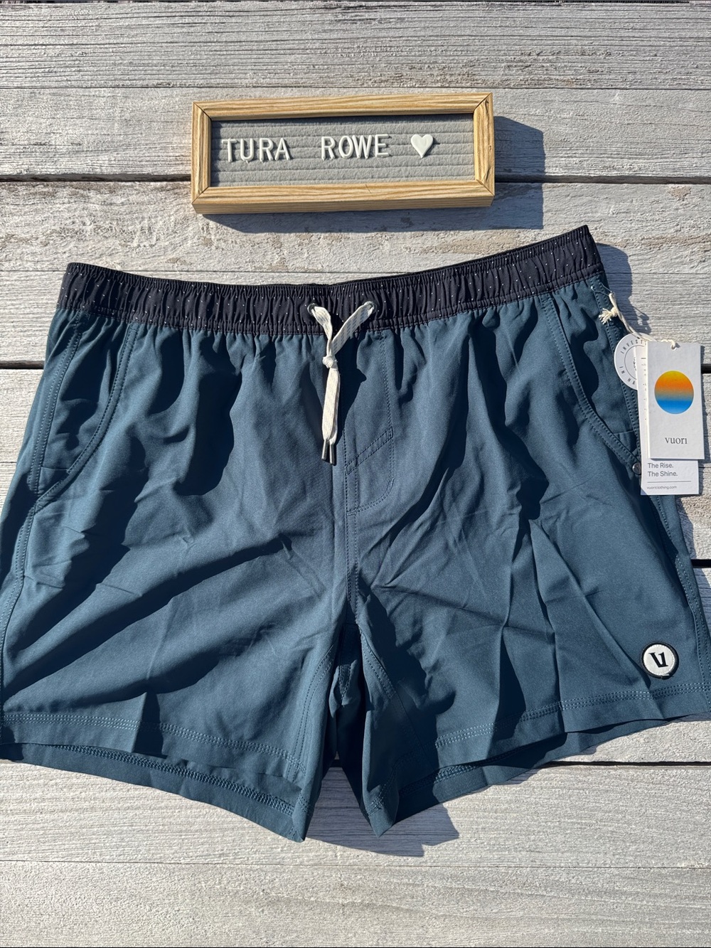 VUORI Kore Short 5" Indigo blue size xl men's NWT